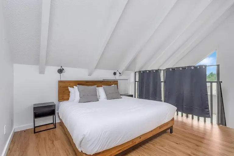 Upstairs bedroom in Tidal House Chalet 1.