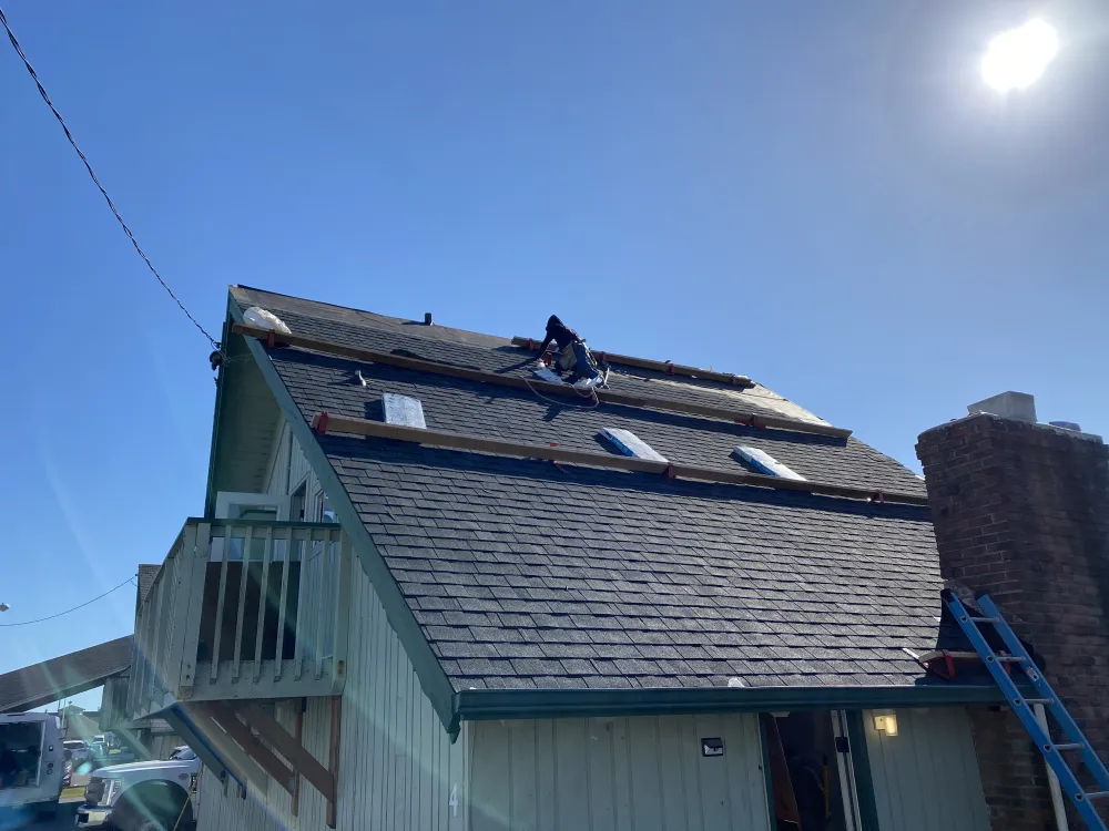 Roof work underway on Unit 4